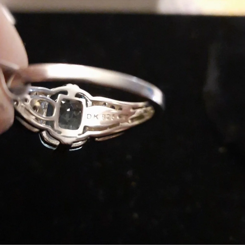 Blue topaz and white topaz sterling silver ring size 8 NEW - Picture 5 of 6